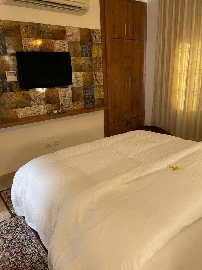 Yashmay Villa Club & Resort Gonda ภายนอก รูปภาพ